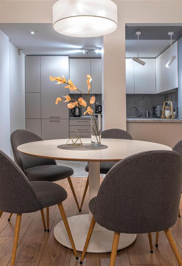 Tina'S 2 Bedroom Top Central Apartment Софія Екстер'єр фото
